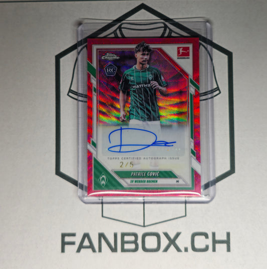 2025/26 Topps Chrome Bundesliga Patrice Čović RC Auto Red Geometric 2/5