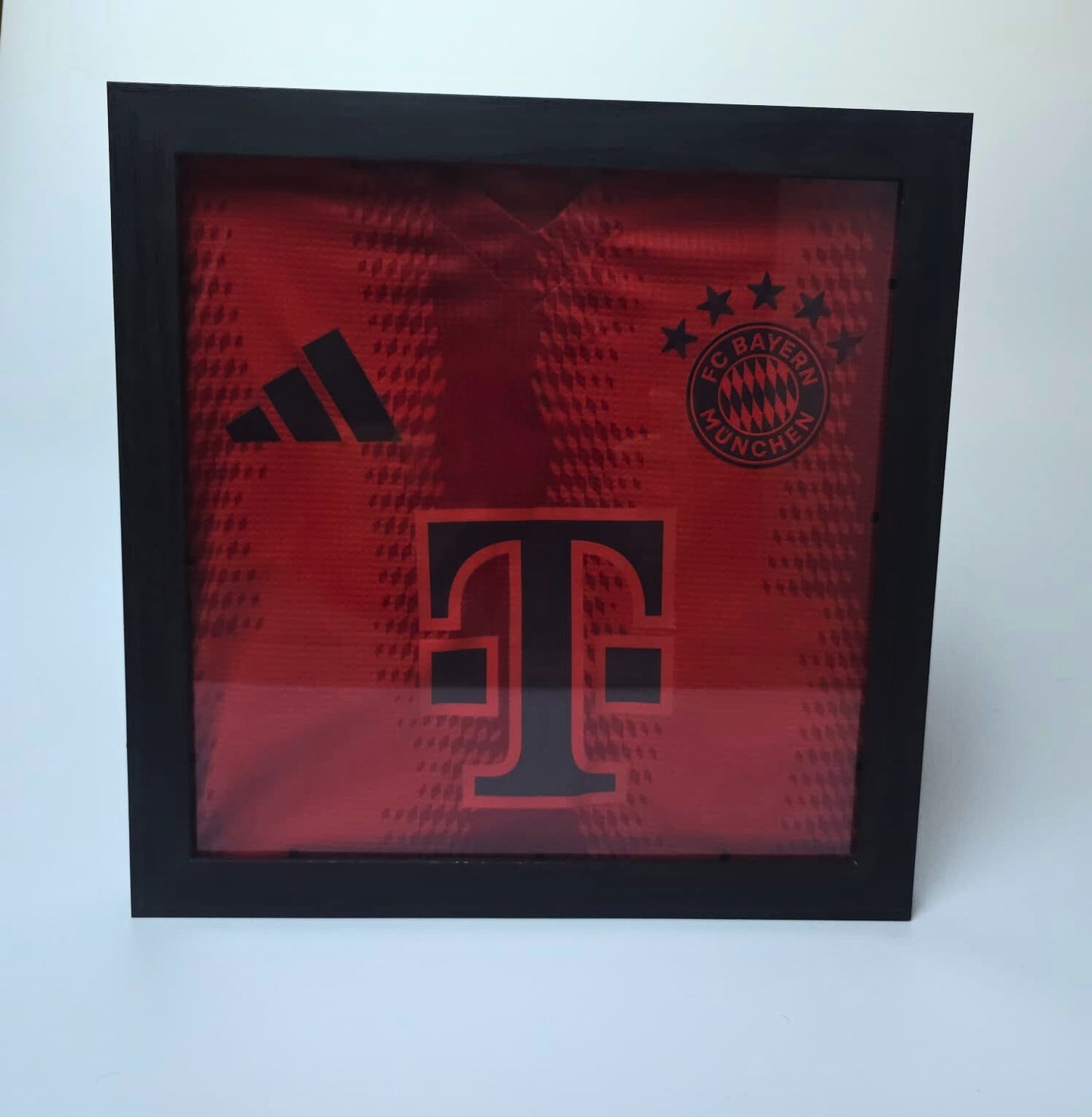 Trikot-Rahmen klein – Wanddisplay für Fussballtrikots