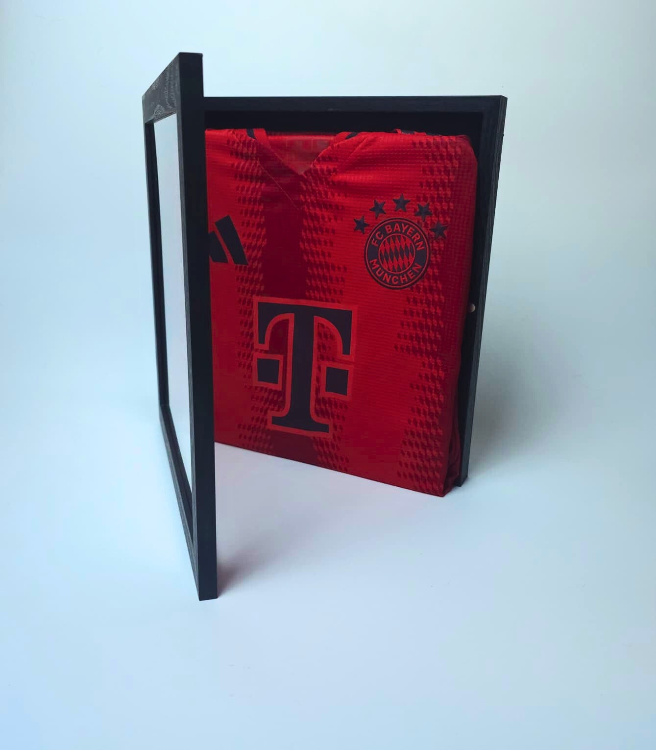 Trikot-Rahmen klein – Wanddisplay für Fussballtrikots